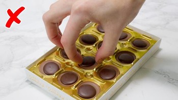 Biar gampang mengambil camilan coklat seperti gambar dalam ilustrasi nih. (Foto: Via Brightside)