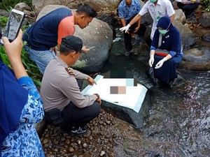 Dikira Boneka, Petani di Ngawi Temukan Mayat Bayi yang Ada Tali Pusarnya