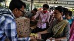 Warga Sunter Serbu Sembako Murah