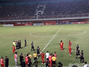 Dikalahkan PSS, Kalteng Putra Kecewa Kepemimpinan Wasit