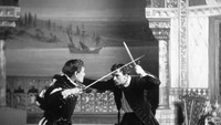 Anggar sudah dikenal dan menggunakan pedang asli sejak zaman dahulu. Pada abad ke-15, di Eropa didirikan sekolah anggar yang memunculkan jago-jago anggar seperti Marxbruder dari Frankfurt. Gettyimages.