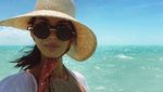 Ulang Tahun, Olivia Munn Pamer Foto Seksi hingga Naik Kuda di Pantai