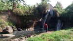 Tercemar Limbah, Air Sungai Desa Klepu Hitam dan Berlendir