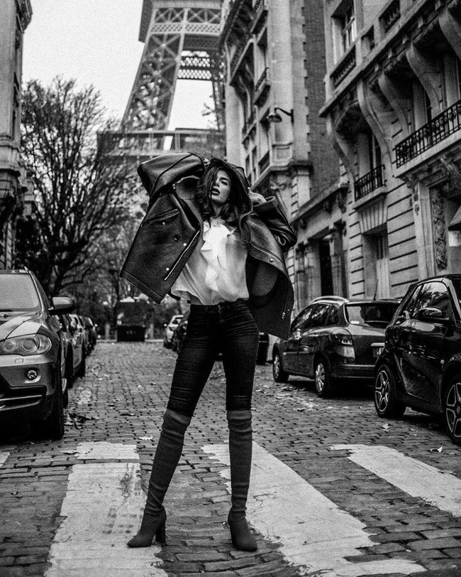 Pernah suatu hari, aku menjual tas dan dress-dress-ku dengan harga 10 euro (Rp 158 ribuan) untuk bisa makan, ungkapnya kepada Le Parisien. (Foto: Instagram/@negzzia)