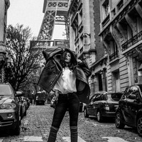 Pernah suatu hari, aku menjual tas dan dress-dress-ku dengan harga 10 euro (Rp 158 ribuan) untuk bisa makan, ungkapnya kepada Le Parisien. (Foto: Instagram/@negzzia)