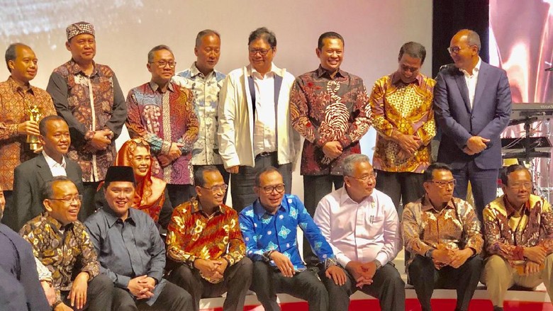 Mahfud Md: Sutopo Sosok yang Tegar, Semoga Tenang di Surga Mahfud Md: Sutopo Sosok yang Tegar, Semoga Tenang di Surga