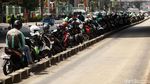 Lagi, Ojol Kuasai Jalan Mangga Dua
