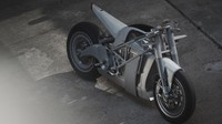 Jika melihat modifikasi yang disajikan motor listrik ini, motor ini hanya memiliki satu warna abu-abu. Jika dilihat lagi, motor ini menonjolkan frame di bagian sisi dan plat alumunium yang melindungi motor listrik. Pada bagian buritan, tampilan tajam menambah futuristik motor listrik ini. Foto: Pool (visordown)