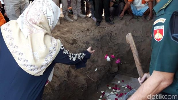 Jenazah Sutopo Dimakamkan, Selamat Istirahat Pejuang!