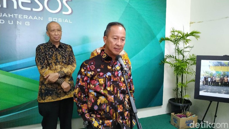 Agus Gumiwang Sebut Airlangga Bisa Aklamasi Jadi Ketum Golkar Agus Gumiwang Sebut Airlangga Bisa Aklamasi Jadi Ketum Golkar