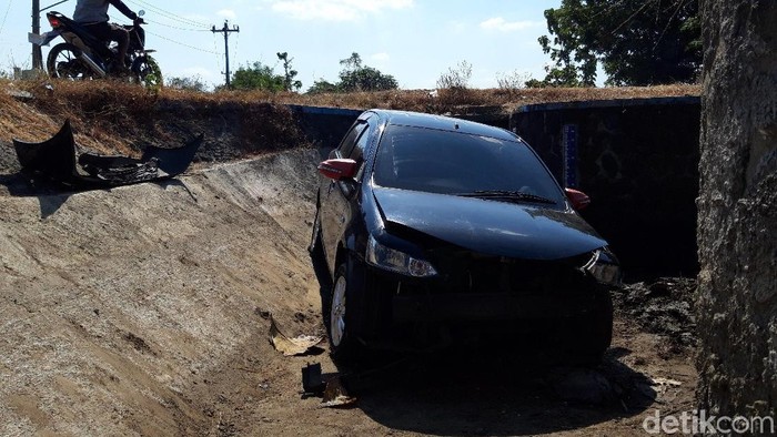 Mobil Masuk Parit di Boyolali Lenyap, Polisi: Kami Tak Tahu