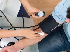 3 Cara Alami Atasi Tekanan Darah Tinggi, Nggak Melulu Pakai Obat