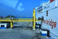 Mengintip Dermaga Merak Bakauheni yang Senyaman Bandara