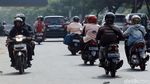 Jangan Ditiru! Aksi Pemotor Lawan Arus Demi Persingkat Waktu