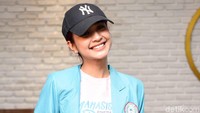 Wah, pasti banyak yang kangen sama Mikha nih! Pool/Noel/detikFoto.