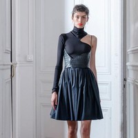 Koleksi fall winter 2019 dari desainer Didit Hediprasetyo yang ditampilkan di situs Vogue Prancis. Foto: dok. Didit Hediprasetyo.