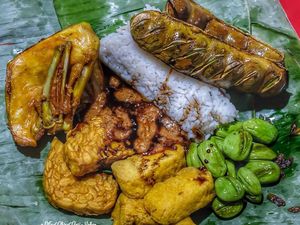 Ke Cikini Jangan Lupa Jajan Nasi Uduk hingga Pempek Enak di 5 Kedai Legendaris Ini
