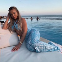 Tammy sendiri terlihat cuek dengan berbagai komentar tidak sedap mengenai penampilannya dengan bikini seksi tersebut. Dia terus mengunggah gayanya liburan di Bali dengan berbagai busana seksinya. Foto: Instagram