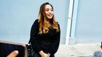 Rambut Tersapu Angin, Salmafina Sunan Cerita soal Pria Idamannya