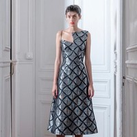 Koleksi fall winter 2019 dari desainer Didit Hediprasetyo yang ditampilkan di situs Vogue Prancis. Foto: dok. Didit Hediprasetyo.