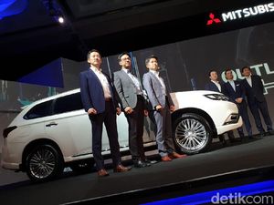 Mitsubishi Eclipse dan Outlander PHEV Mejeng di GIIAS 2019