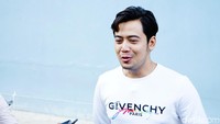 Usai bebas, Kriss tak ingin lagi memperpanjang masalahnya dengan Hilda Vitria. Pool/Palevi S/detikFoto.