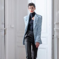 Koleksi fall winter 2019 dari desainer Didit Hediprasetyo yang ditampilkan di situs Vogue Prancis. Foto: dok. Didit Hediprasetyo.