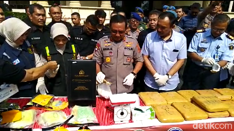 Polda Jambi Musnahkan Narkoba Senilai Rp 10 miliar