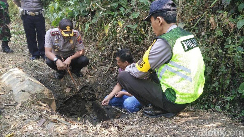 Kepala dan Potongan Tubuh Gosong di Banyumas Akan Diautopsi Hari Ini Kepala dan Potongan Tubuh Gosong di Banyumas Akan Diautopsi Hari Ini