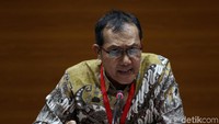 KPK menegaskan tetap menangani perkara dugaan korupsi terkait penerbitan Surat Keterangan Lunas (SKL) BLBI juga upaya mengembalikan uang negara. KPK menegaskan proses yang dilakukan sah berdasarkan hukum.