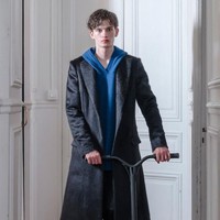 Koleksi fall winter 2019 dari desainer Didit Hediprasetyo yang ditampilkan di situs Vogue Prancis. Foto: dok. Didit Hediprasetyo.