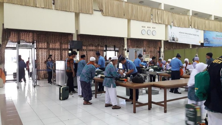 Panitia Haji Bekasi Sita Rice Cooker hingga Rokok dari Calon Jemaah Panitia Haji Bekasi Sita Rice Cooker hingga Rokok dari Calon Jemaah