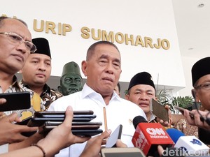 Teka-teki BEM yang Ditemui Menteri Ryamizard