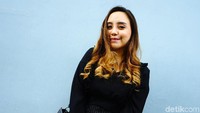 Namun hingga saat ini Salma belum membenarkan kabar dirinya pindah agama, bahkan Sunan Kalijaga membantahnya. Pool/Palevi S/detikFoto.