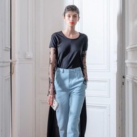 Koleksi fall winter 2019 dari desainer Didit Hediprasetyo yang ditampilkan di situs Vogue Prancis. Foto: dok. Didit Hediprasetyo.