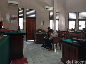 WN Aljazair Pencuri Kamera Turis Jerman di Bali Divonis 9 Bulan Bui