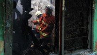 Kebakaran terjadi di Jl Lebak Swadaya I RT 12 RW 07, Kampung Bali Matraman, Tebet, Jaksel.