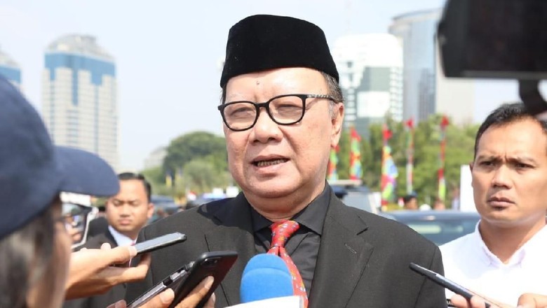 Hari Ini Mendagri Terbitkan SK Plt Gubernur Kepri Hari Ini Mendagri Terbitkan SK Plt Gubernur Kepri