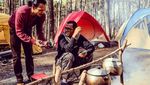 Penggemar Berat Kafein, Intip Gaya Ngopi Ustaz Gaul Hanan Attaki