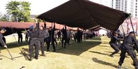 Peringati HUT Bhayangkara, Brimob Polda Jabar Pamer Pasang Tenda 1 Menit