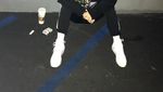 Serunya Louis Tomlinson Eks One Direction, Saat Ngopi dan Sarapan
