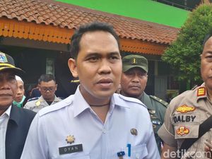 Kebakaran Besar di Tebet Hanguskan 150 Rumah, 300 KK Mengungsi