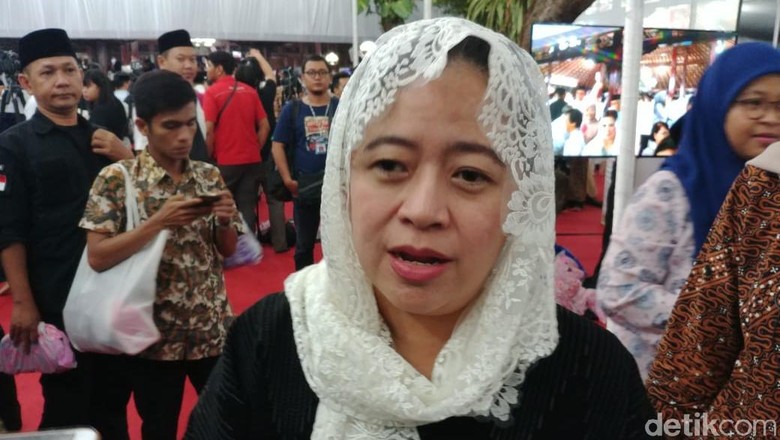 Hadiri Tahlilan di Cikeas, Puan: Nggak Terasa Sudah 40 Hari Ibu Ani Wafat Hadiri Tahlilan di Cikeas, Puan: Nggak Terasa Sudah 40 Hari Ibu Ani Wafat