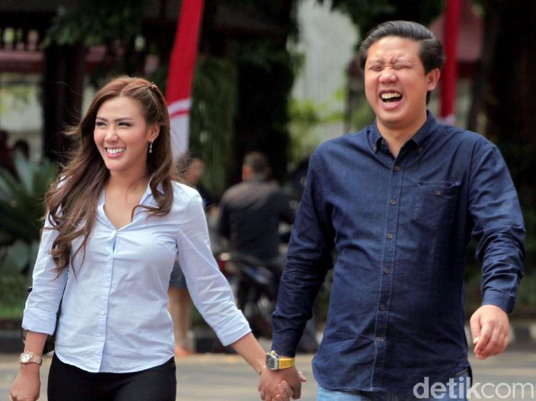 Tawa Terakhir Pablo dan Rey Utami Sebelum Jadi Tersangka
