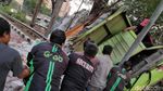 Kecelakaan Truk di Kemayoran, Sopir Terjepit