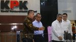 Ekspresi Emirsyah Satar Usai Diperiksa Sebagai Tersangka di KPK