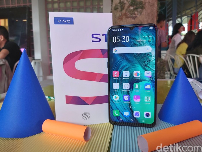 vivo S1. Foto: Imron Rosyadi/detikinet vivo S1. Foto: Imron Rosyadi/detikinet