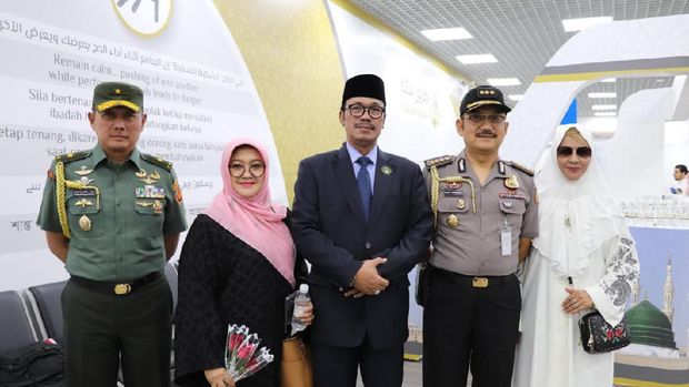 Saudi Sambut Meriah Kloter Jemaah Haji Fast Track