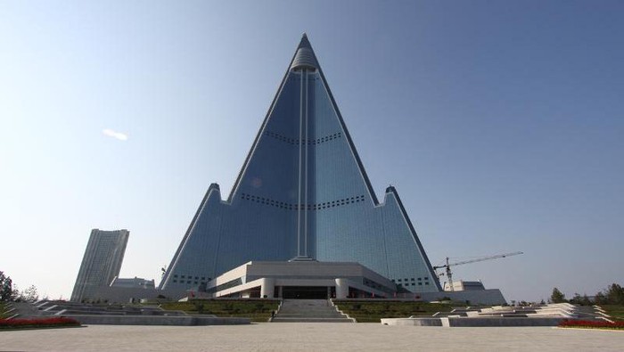 Hotel Ryugyong di Korut.