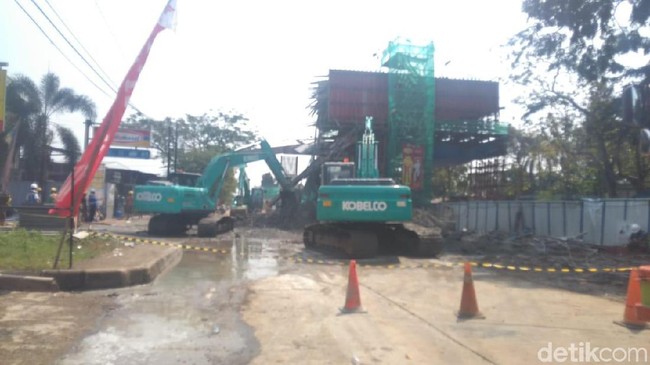 Cor Tol BORR Ambruk, Proyek Disetop Sementara